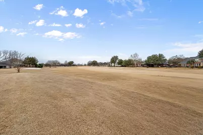 916 Riviera Drive, Mansfield, TX 76063 - Photo 36