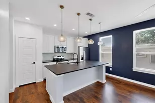 800 S Welch St, Denton, TX 76201 - Photo 1