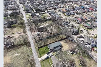 1913 Leroy Road, Dallas, TX 75217 - Photo 4
