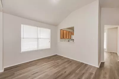 10836 Deauville Circle N, Fort Worth, TX 76108 - Photo 4