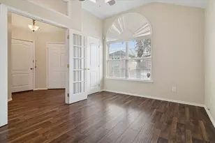 2060 Falls Creek Dr, Little Elm, TX 75068 - Photo 4