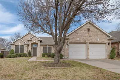 2617 Hollow Ridge Drive, Denton, TX 76210 - Photo 2