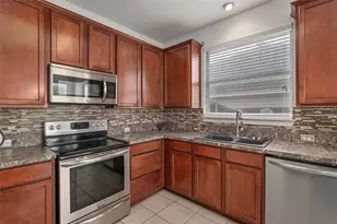 2617 Hollow Ridge Dr, Denton, TX 76210 - Photo 6