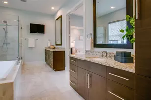 381 E Greenbriar Ln, Dallas, TX 75203 - Photo 22