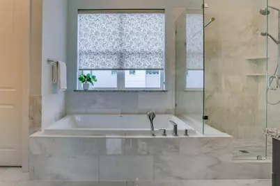 381 E Greenbriar Lane #804, Dallas, TX 75203 - Photo 24