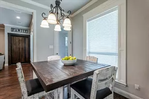 104 Lagrange Ct, Weatherford, TX 76088 - Photo 8