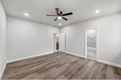 306 Lewis Street, Cleburne, TX 76031 - Photo 14