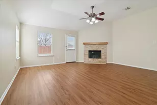 2060 Falls Creek Dr, Little Elm, TX 75068 - Photo 6