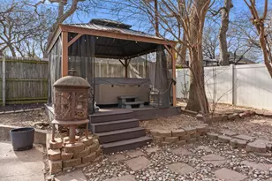 1008 Oak Valley Rd, Burleson, TX 76028 - Photo 24