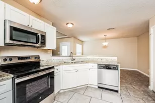 1401 Del Rio Dr, Mesquite, TX 75149 - Photo 6