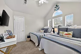 100 Mohawk Cove, Lake Kiowa, TX 76240 - Photo 24