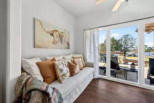 100 Mohawk Cove, Lake Kiowa, TX 76240 - Photo 20