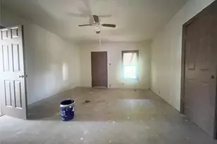 863 4th St SW, Paris, TX 75460 - Photo 6