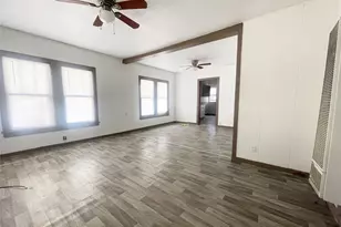 863 4th St SW, Paris, TX 75460 - Photo 2