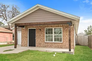 4712 Stokes St, Dallas, TX 75216 - Photo 2