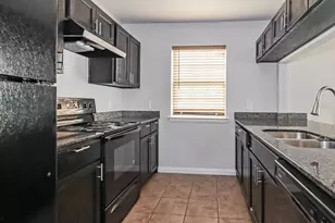 4712 Stokes St, Dallas, TX 75216 - Photo 8