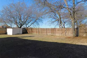 2041 Apple Dr, Little Elm, TX 75068 - Photo 30