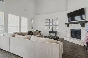 5621 Salt Springs Dr, Fort Worth, TX 76179 - Photo 16