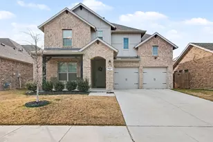 5621 Salt Springs Dr, Fort Worth, TX 76179 - Photo 2