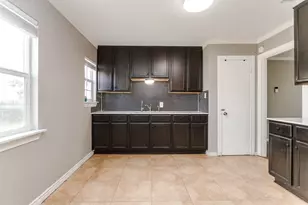 3212 S Llewellyn Ave, Dallas, TX 75224 - Photo 6