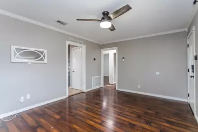 3212 S Llewellyn Avenue, Dallas, TX 75224 - Photo 4