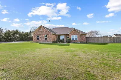 100 Bois D Arc Circle, Trenton, TX 75490 - Photo 2