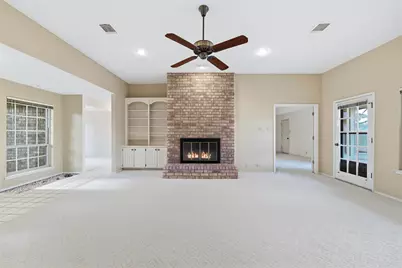 1216 Saint Andrews Drive, Mansfield, TX 76063 - Photo 4