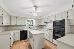 1216 St Andrews Dr, Mansfield, TX 76063 - Photo 10