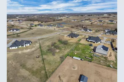 2037 Pinnell Prairie, Weatherford, TX 76088 - Photo 34