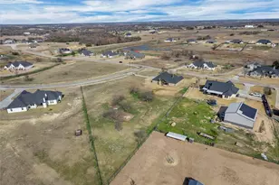 2037 Pinnell Pr, Weatherford, TX 76088 - Photo 34