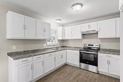 109 E Williams Street, Bowie, TX 76230 - Photo 8