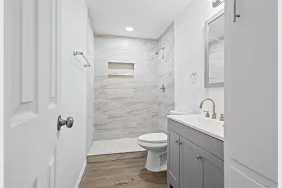 109 E Williams Street, Bowie, TX 76230 - Photo 12