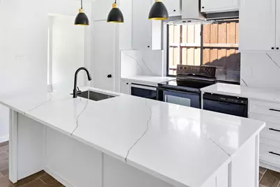 8400 Willow Creek Drive, Frisco, TX 75034 - Photo 6