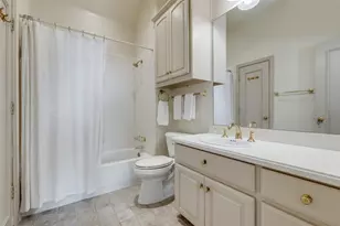 8623 Royalbrook Ct, Dallas, TX 75243 - Photo 22