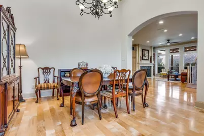 8623 Royalbrook Court, Dallas, TX 75243 - Photo 6