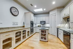 8623 Royalbrook Ct, Dallas, TX 75243 - Photo 12