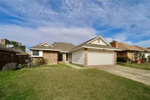 1014 Willowbrook Trail, Carrollton, TX 75006 - Photo 2