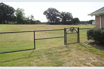 4763 Red Oak Circle, Aubrey, TX 76227 - Photo 10