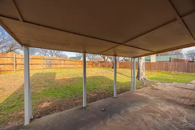 2803 Glen Hollow Circle, Arlington, TX 76016 - Photo 14