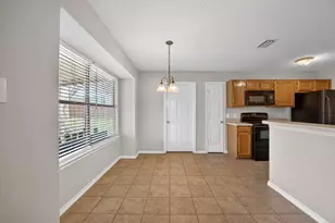 2803 Glen Hollow Cir, Arlington, TX 76016 - Photo 6