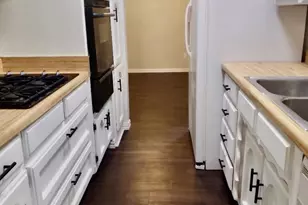 6917 Bennington Dr, Watauga, TX 76148 - Photo 8