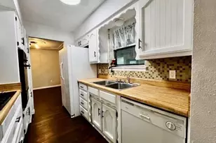 6917 Bennington Dr, Watauga, TX 76148 - Photo 6