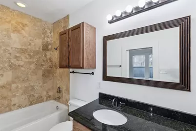 1008 Haines Avenue, Dallas, TX 75208 - Photo 8