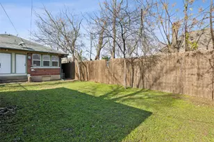 1008 Haines Ave, Dallas, TX 75208 - Photo 12