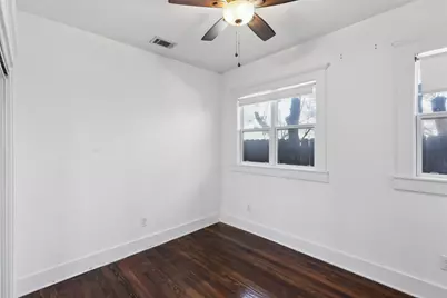 1008 Haines Avenue, Dallas, TX 75208 - Photo 10