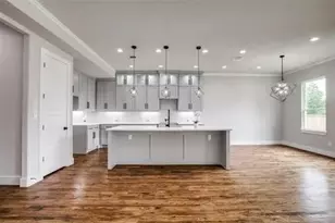 1702 Seevers Ave, Dallas, TX 75216 - Photo 4