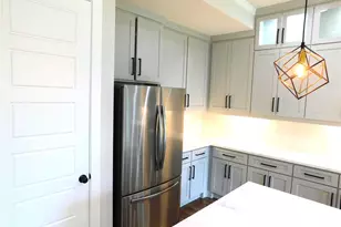 1702 Seevers Ave, Dallas, TX 75216 - Photo 8