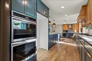 10505 Silverock Dr, Dallas, TX 75218 - Photo 16