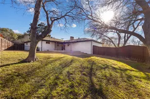 10505 Silverock Dr, Dallas, TX 75218 - Photo 30