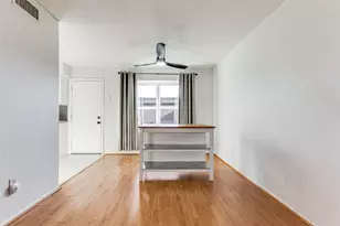 323 Towne House Ln, Richardson, TX 75081 - Photo 4